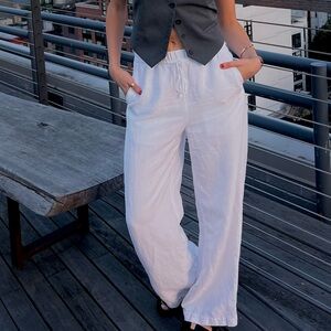 Cropped linen pants. I am 5’0 for reference.